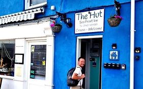 The Hut Wales - A Sea Front Inn